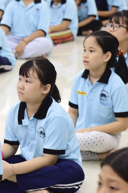 The 2nd-day Children 's Summer Retreat